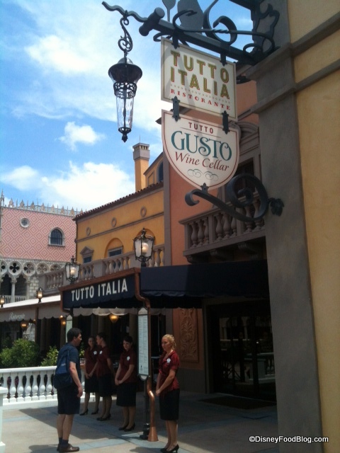 Review: Tutto Italia in Epcot’s Italy Pavilion | the disney food blog