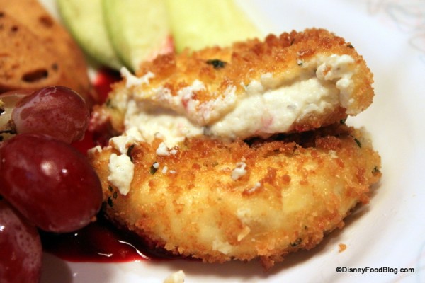 Fried-Herb-Cheese-Cross-Section-50s-Prime-Time-Cafe-600x400.jpg