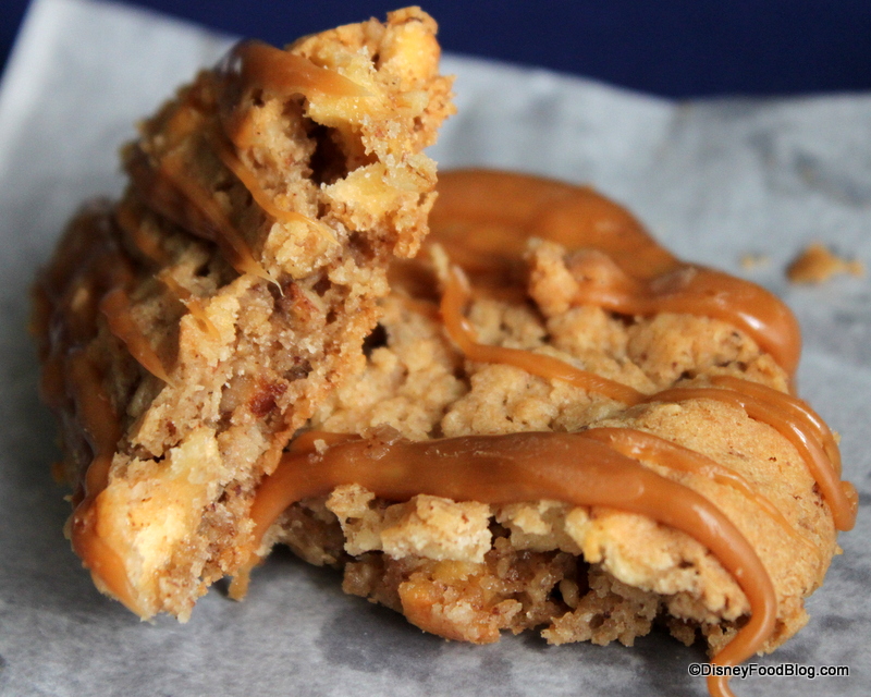 caramel-apple-cookie-cross-section-karamell-kuche.jpg