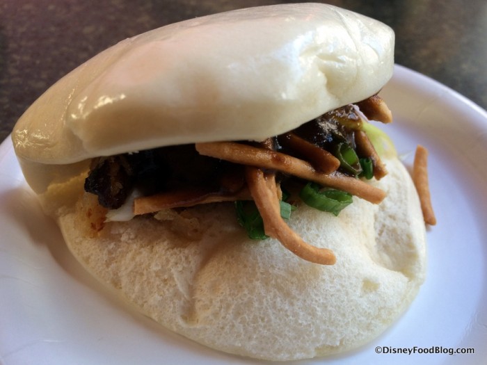 2016-Epcot-Food-and-Wine-Festival-China-Beijing-Roasted-Duck-in-a-Steamed-Bun-with-Hoisin-Sauce-700x525.jpg